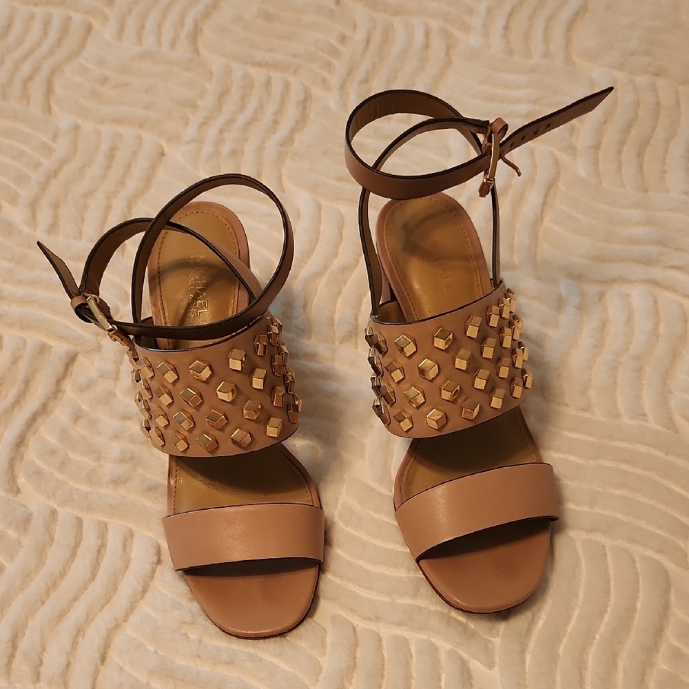MICHAEL Michael Kors Tan Sandals with Textured Straps and Adjustable Ankle